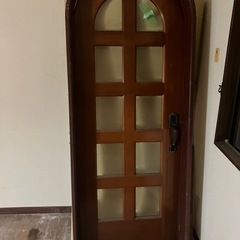 枠付きドア、扉　カラスドア　