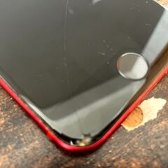  iPhone SE（第2世代） 64GB (PRODUCT)RED【画面ヒビあり】の画像