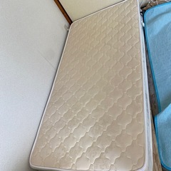 シングルマット引き取り決まりました