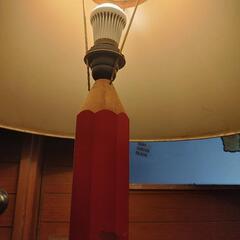 鉛筆風照明スタンドの画像