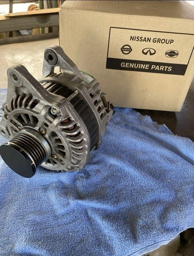 セレナ　c26 中古リビルトオルタネーター　ジェネレーター　発電機　ダイナモ