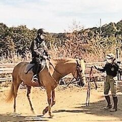 尾呂志学園見学〜未来を創る学びの現場へ〜 − 三重県