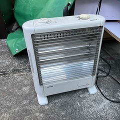 東芝電気温風ストーブ　スチーム付き