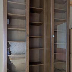 スライド式本棚の画像