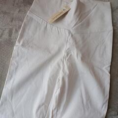 白　タイト　ズボン　新品未使用の画像