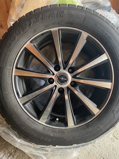 □ MINERVAラジアルタイヤホィール 4本組 205/70R15 96T □