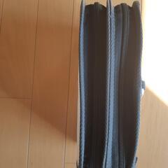 エギポーチとエギ１つの画像