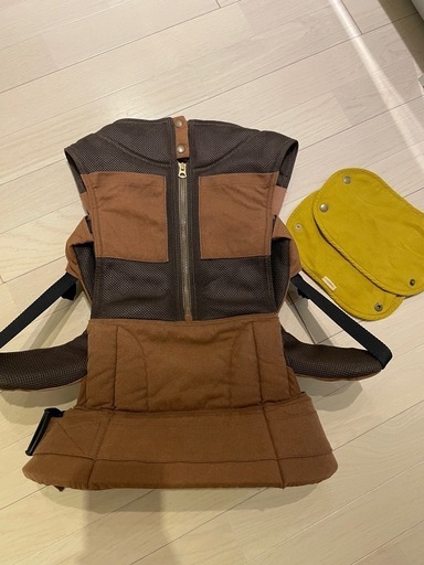 【美品】キューズベリー抱っこ紐
