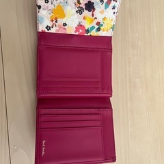 ポール・スミスのぴんく財布の画像