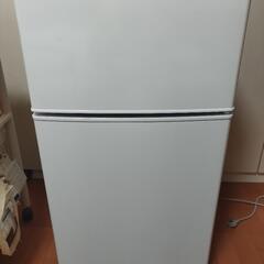 中古2024年製冷蔵庫85L(ELSONIC製)