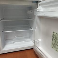 中古2024年製冷蔵庫85L(ELSONIC製)の画像