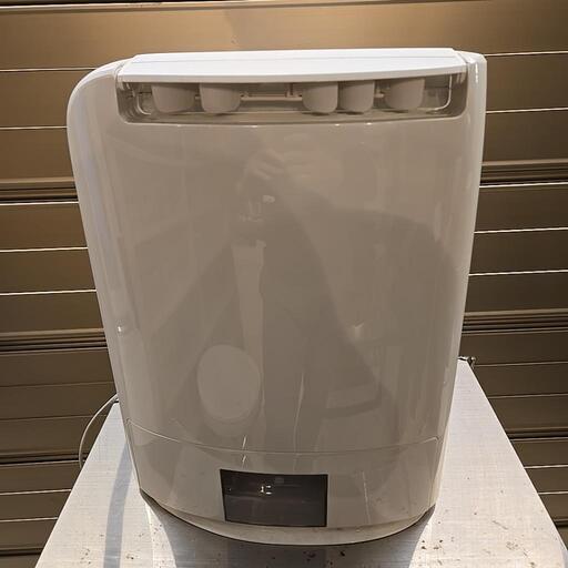 動作品 パナソニック/Panasonic 衣類乾燥除湿器 F-YZM60-W ホワイト 2016年製