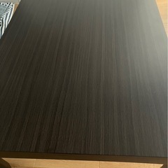 テーブル