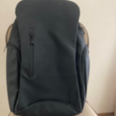 黒ラバーリュック