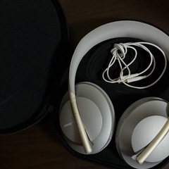 ボーズ  Headphones BOSE
 700