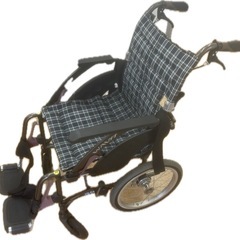 車椅子　カワムラサイクル　耐荷重100kg