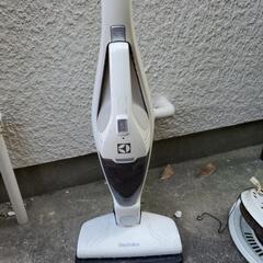 掃除機　エレクトロラックス　ワンゴーリチウム　ジャンク
