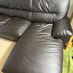 ニトリ 合皮カウチソファの画像