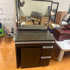 ドレッサー
