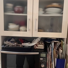食器棚の画像