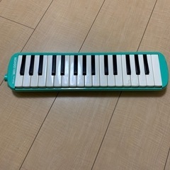 メロディオン　鍵盤ハーモニカ