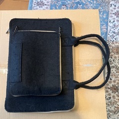衝撃に備えろ！パソコン収納バッグ
