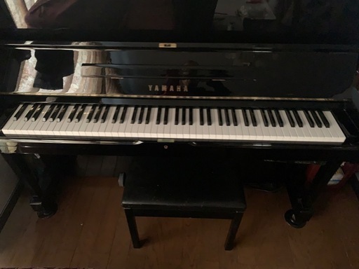 ヤマハアップライトピアノ　YAMAHA U1H(消音ユニット付き)