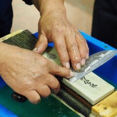 【少人数5月18日開催】堺の伝統工芸士に学ぶ包丁研ぎ体験