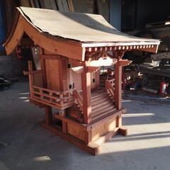 職人が造った氏神様の画像