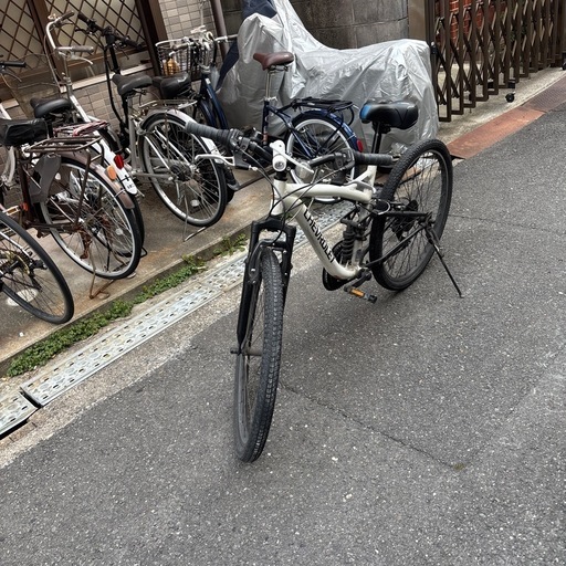 前後サスペンション付きマウンテンバイク