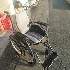 【美品】車椅子 自走介助 車いす 車イス 軽量車椅子 軽量 折り...