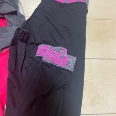 PINK トレーニングウェアの画像