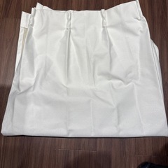 ニトリ　遮光カーテン