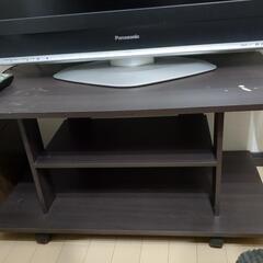 32インチ液晶テレビとテレビ台セットの画像