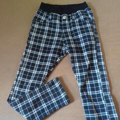 パンツ 130cm３点、トレーナー１点、タイツ１点の画像