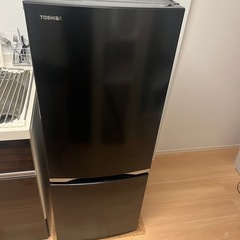 TOSHIBA ブラック 冷蔵庫