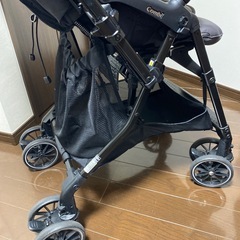 Combi スゴカルα compact エッグショック ベビーカーの画像