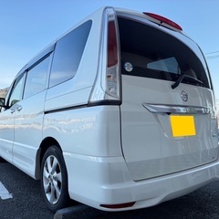 安心☆1年保証付き☆フリップダウンモニター付き☆月々1.1万円〜分割払い可❗️車検2年付き！大人気☆日産 セレナ ハイウェイスター☆8人乗り☆Bluetooth対応SDナビ☆走行中DVD見れます☆ETC☆便利なバックカメラ☆ドラレコ付きのフル装備☆両側電動スライドドア☆クルーズコントロール搭載☆ウィンカーミラー☆フル装備☆事故修復歴無し☆車内広々三列シート‼️の画像