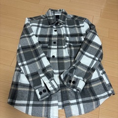 H&M シャツ Mサイズ ほぼ未使用