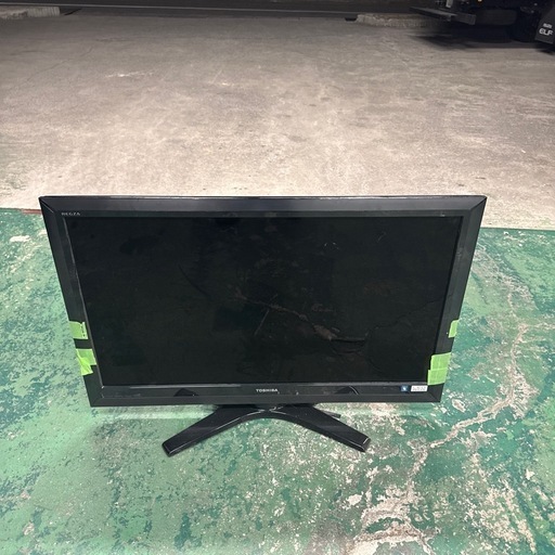 TOSHIBA ３７インチ　テレビ