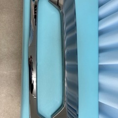 ハイエース7型純正グリル　新車外し