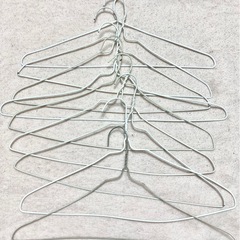 針金ハンガー(白系)
