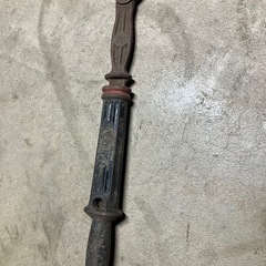 フック型 収縮式レンチ 工具 の画像