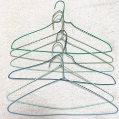 針金ハンガー(緑系)