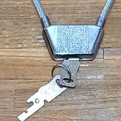 自転車のワイヤー錠の画像