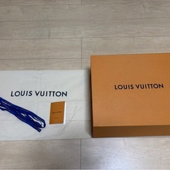 LOUIS VUITTON ルイ・ヴィトンBOXの画像