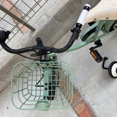 bikke 幼児用自転車 ミントグリーン　16インチ　補助輪ありの画像