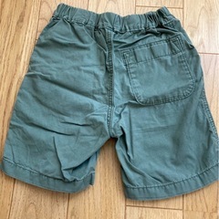 ユニクロ　ハーフパンツの画像
