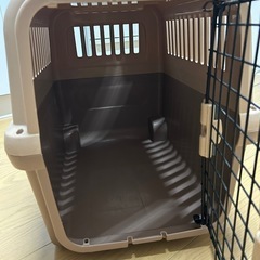犬用ケージの画像