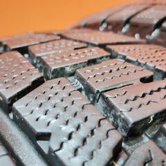 DUNLOP WINTER MAXX WM02 205/60R16 16インチ スタッドレス 4本 21年製 バリ溝 ステップワゴン ヴォクシー ノア ジューク等　(KTL319)の画像